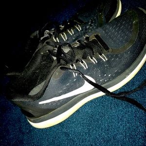 Nike women’s running sneakers